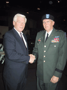 Lead benefit partner Amtrak was honored at the Intrepid event. Pictured above is Chief of Operations, Amtrak Police, John O’Connor (left), joined by Major General Richard S. Colt, Commanding General of the 77th Regional Support Command.