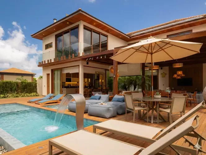 Vacation Rentals with Whimstay