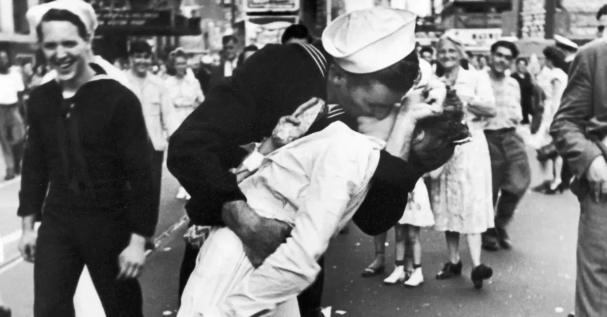 kissing sailor