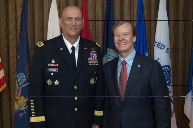 Gen. Raymond T. Odierno, Chief of Staff of the Army (left) with Veterans Advantage Founder & CEO Scott Higgins.