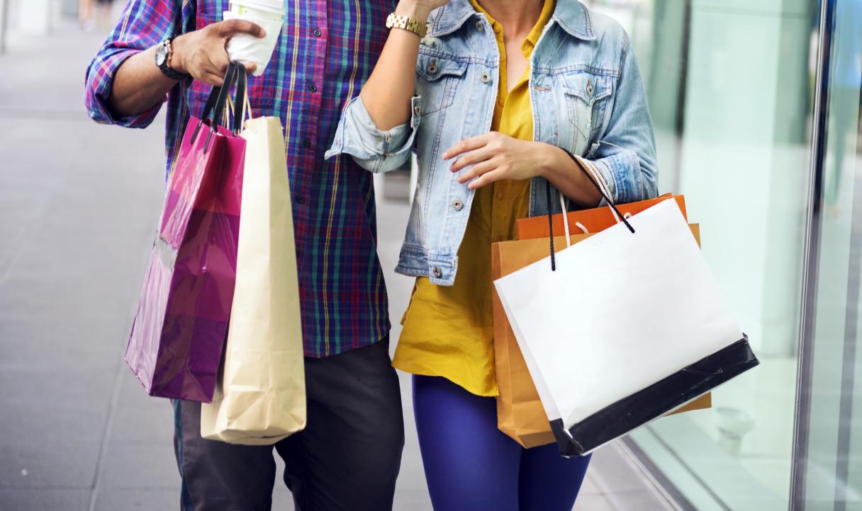 couple shopping