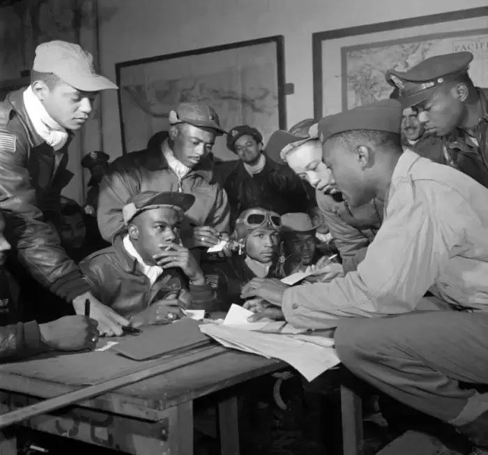  Tuskegee airmen