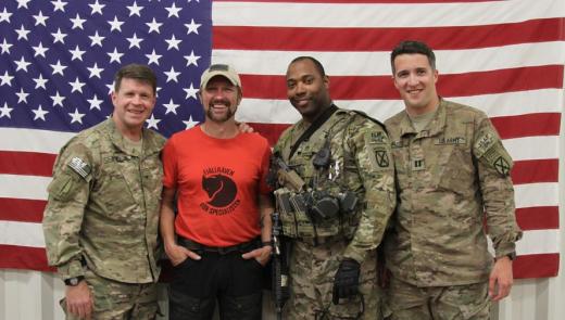 Craig Morgan poses with soldier in Afghanistan